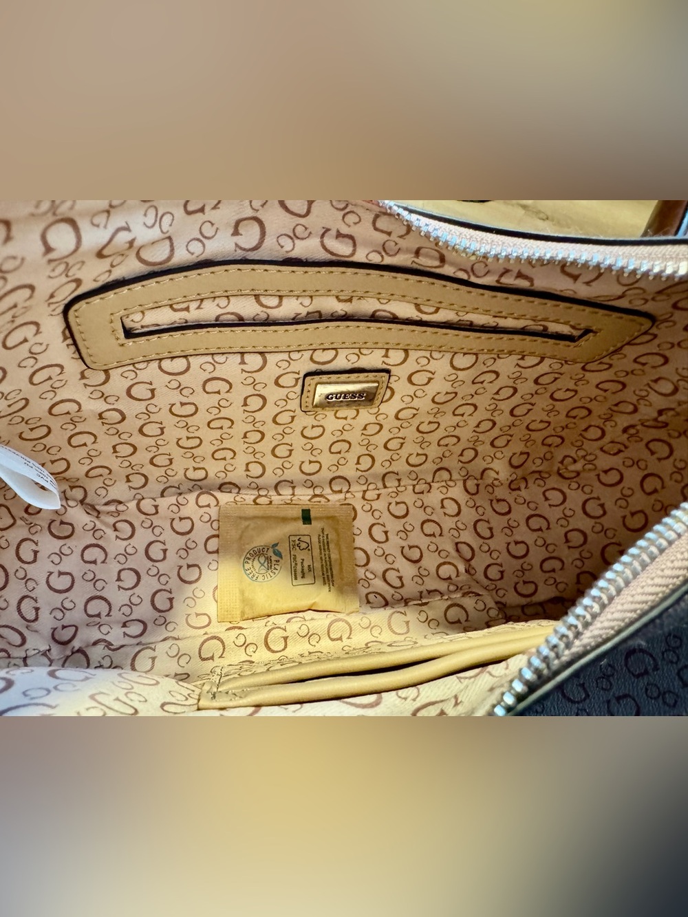 NWT GUESS Blush Pink Monogram Shoulder Bag with Chain Strap “Havanna” - Picture 4 of 7